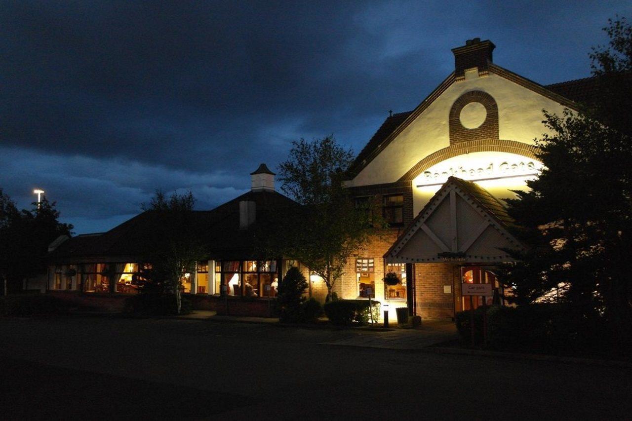 Premier Inn Glenrothes Exterior foto